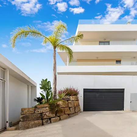 Apartman Vivi Homes - Roli Pool, Terrace, Golf & Estepona