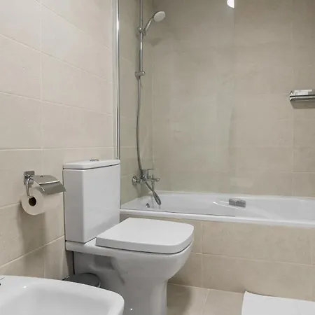 Vivi Homes - Roli Pool, Terrace, Golf &