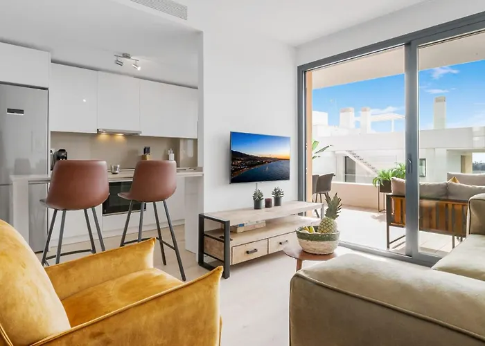 Апартаменты Vivi Homes - Roli Pool, Terrace, Golf &