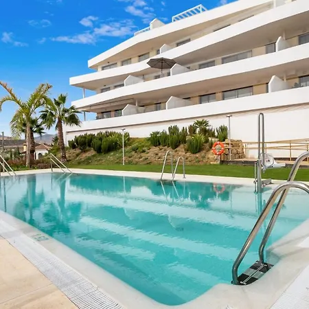 Apartment Vivi Homes - Roli Pool, Terrace, Golf & Estepona