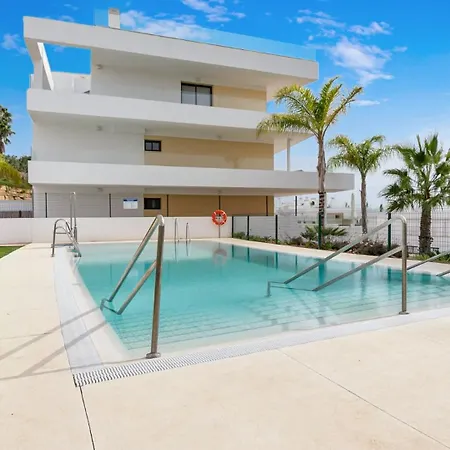 Apartment Vivi Homes - Roli Pool, Terrace, Golf & Estepona