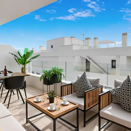 公寓 Vivi Homes - Roli Pool, Terrace, Golf & *